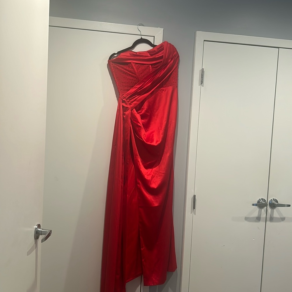 Gently used worn once